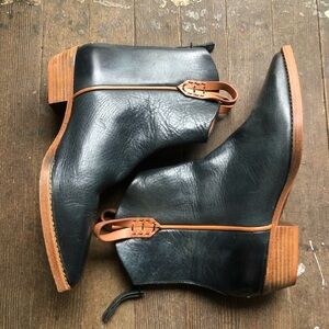 We the free Wesley boot